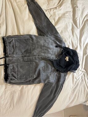 Elizabeth and James Silk Jacket with Label Detail